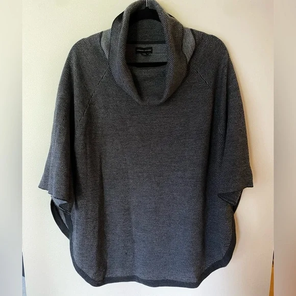 Adrienne Vittadini Merino Wool Blend Turtleneck Poncho Sweater Gray Size M/L - Picture 2 of 10